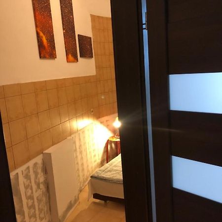 Pokoj 11F Apartment Krakow Luaran gambar